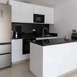 Moderno De Lujo Con Garaje Privado. *