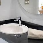 Moderno De Lujo Con Garaje Privado. Апартаменты