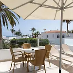 Moderno De Lujo Con Garaje Privado.