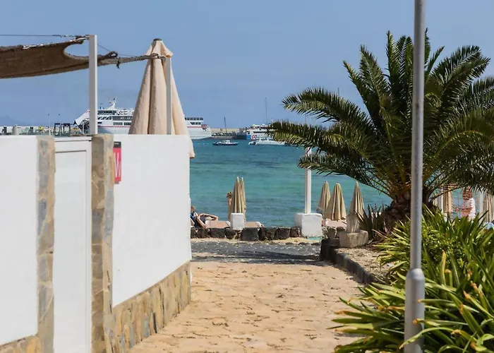 Moderno De Lujo Con Garaje Privado. Appartamento Corralejo