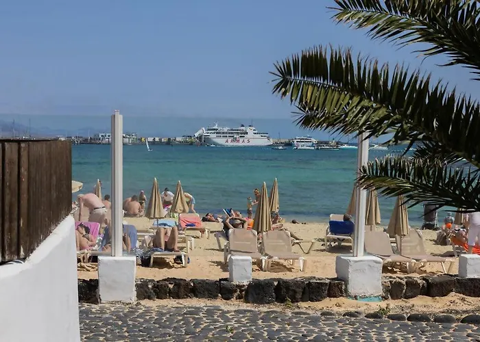 Moderno De Lujo Con Garaje Privado.